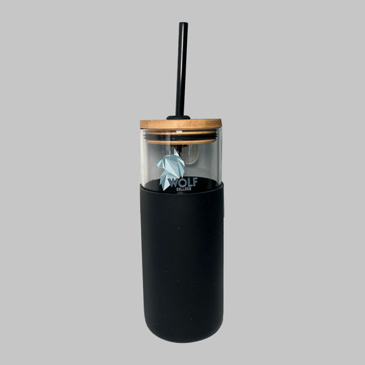 Vaso de Vidrio con Tapa de Bambú "Wolf Sellers" – Sencillez Natural, Estilo Salvaje